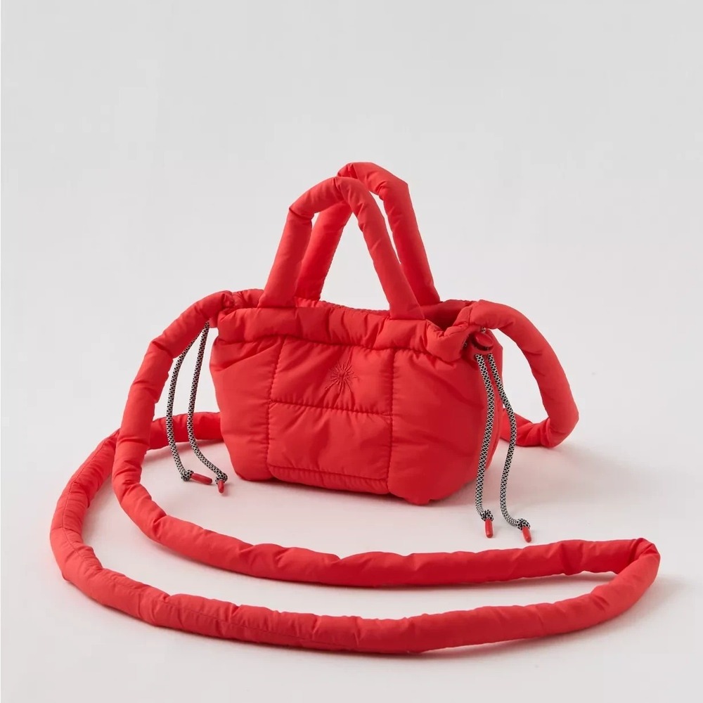 NWT Aerie Puff Love Mini Cinch Crossbody Bag Bright Red Puffy Dopamine